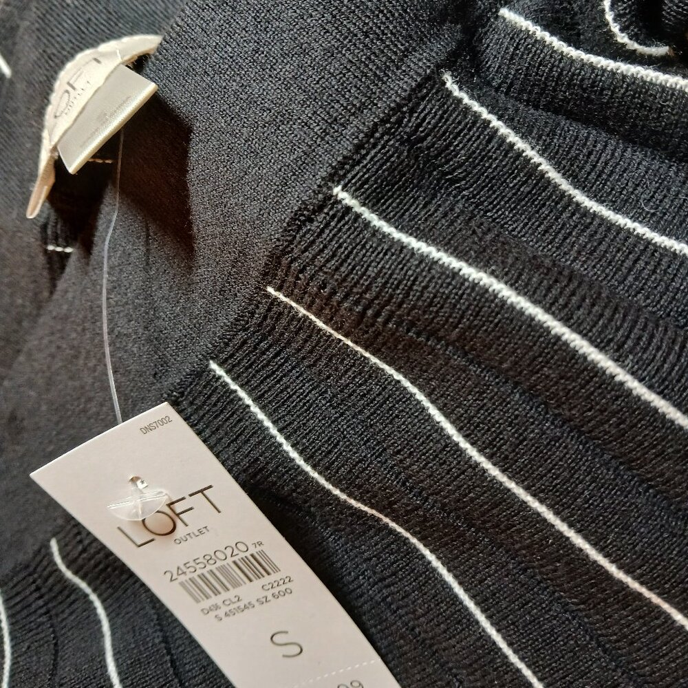 LOFT Black & White Knit Skater Skirt NWT - Picture 4 of 6